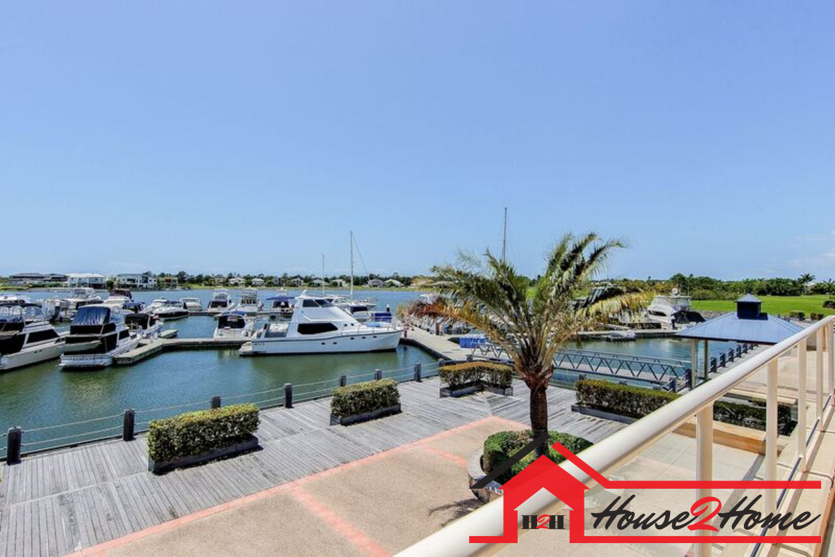 CALYPSO BAY 3 BEDROOM APARTMENT WITH STUNNING VIEWS 590 PER WEEK