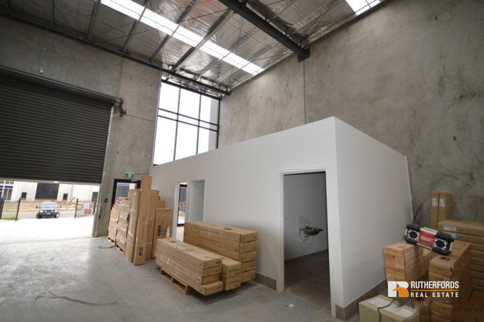 1/7 Telley Street, Ravenhall Leased by Rutherfords Real Estate - image 2