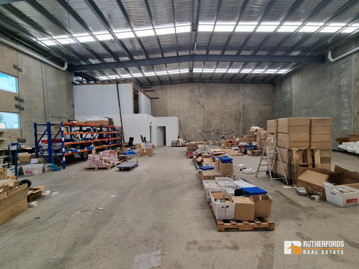 1/33 Lara Way, Campbellfield Leased by Rutherfords Real Estate - image 2