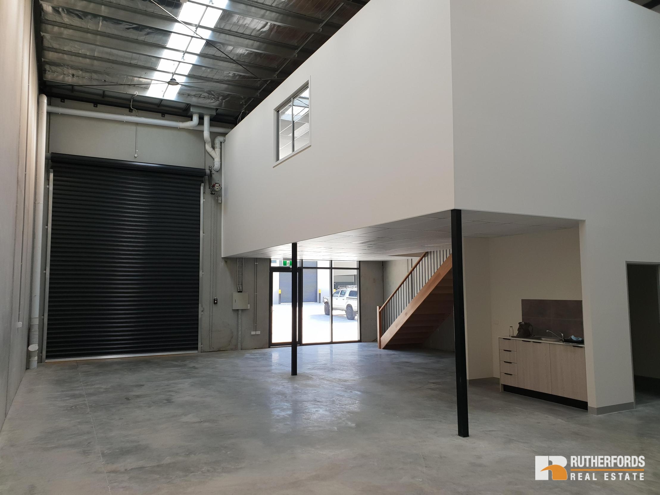 6/81 Cooper Street, Campbellfield Leased by Rutherfords Real Estate - image 3