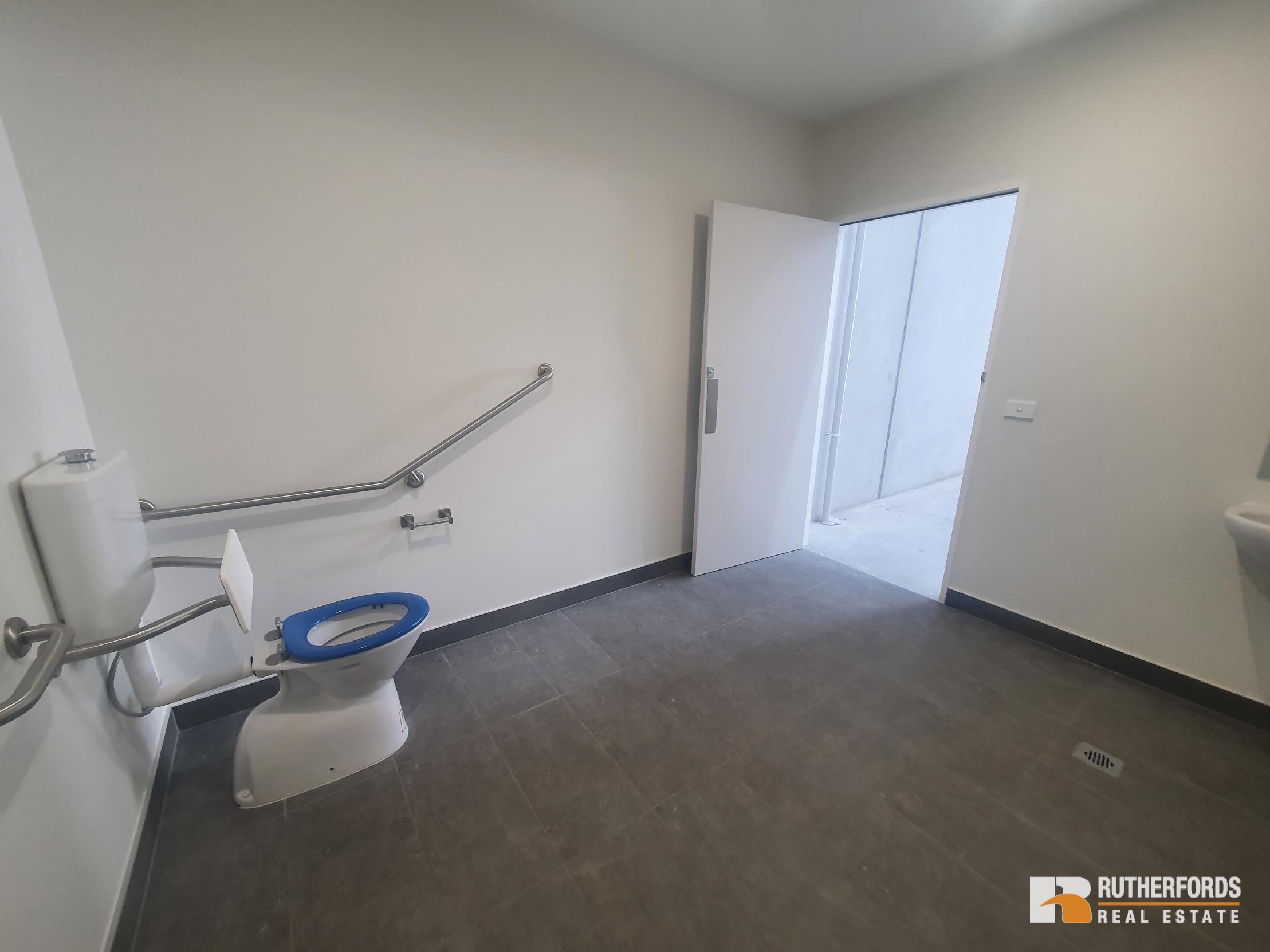 24-26/45 Bunnett Street, Sunshine North Leased by Rutherfords Real Estate - image 5