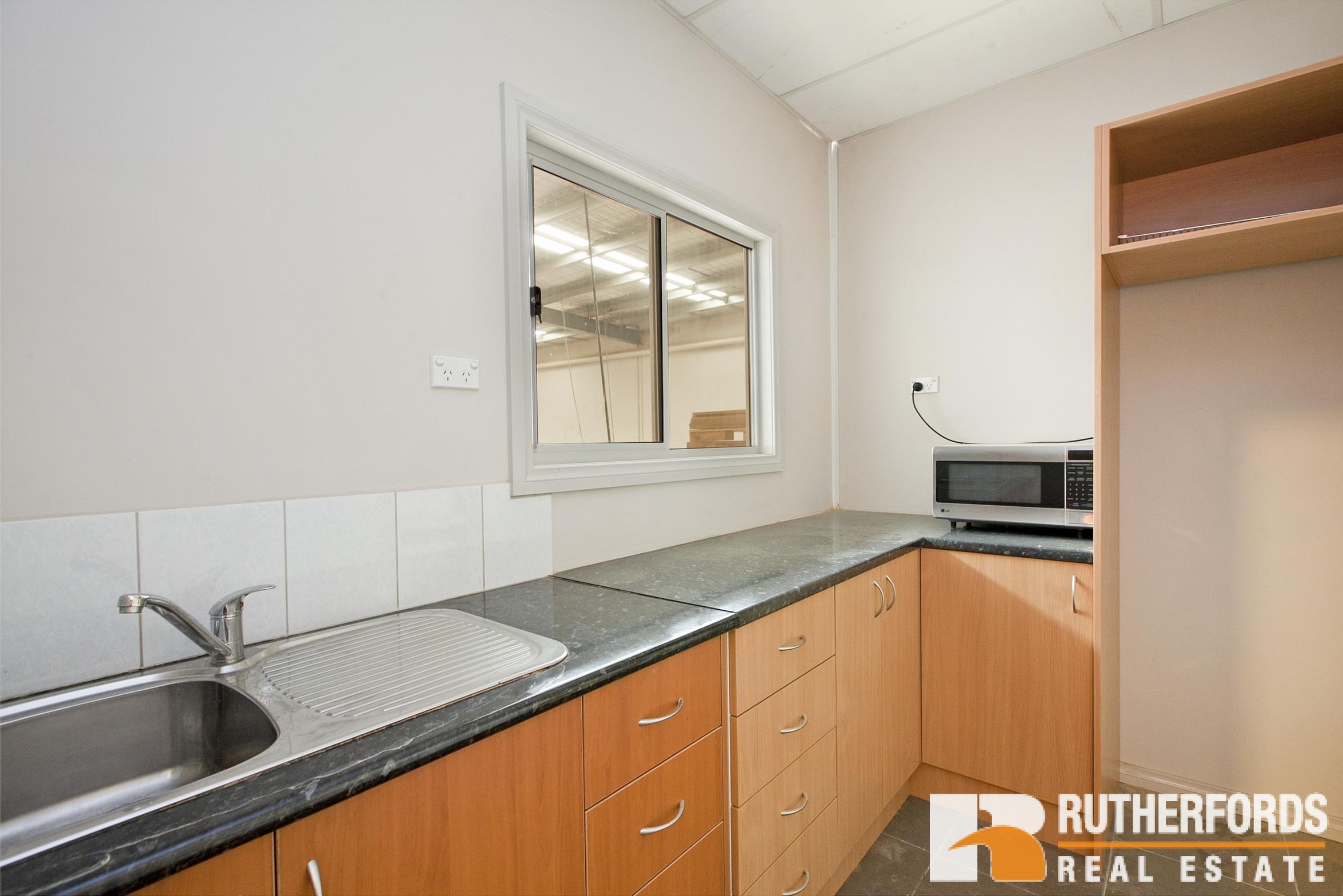 19B Merola Way, Campbellfield Sold by Rutherfords Real Estate - image 6