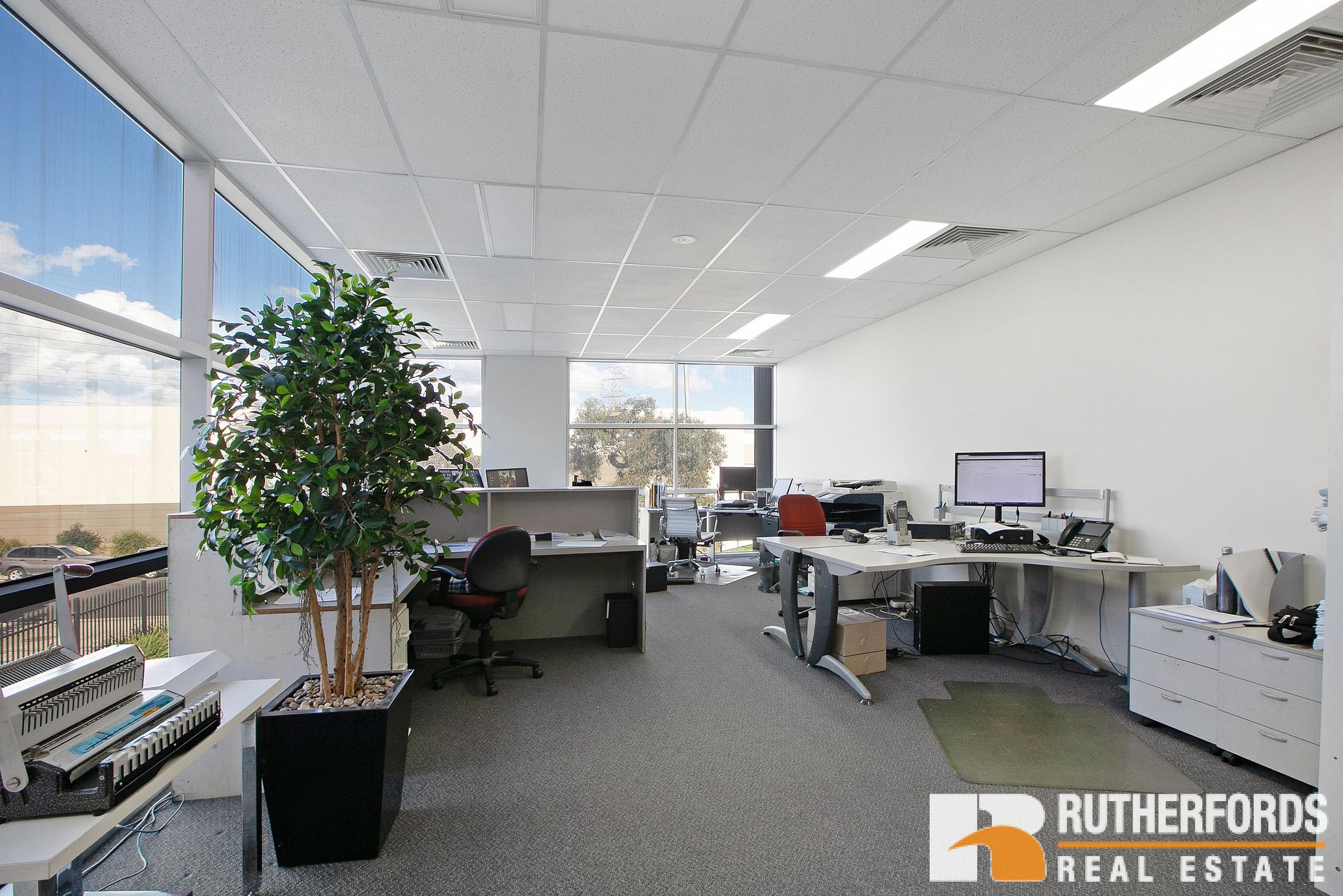 53 Latitude Boulevard, Thomastown Sold by Rutherfords Real Estate - image 7