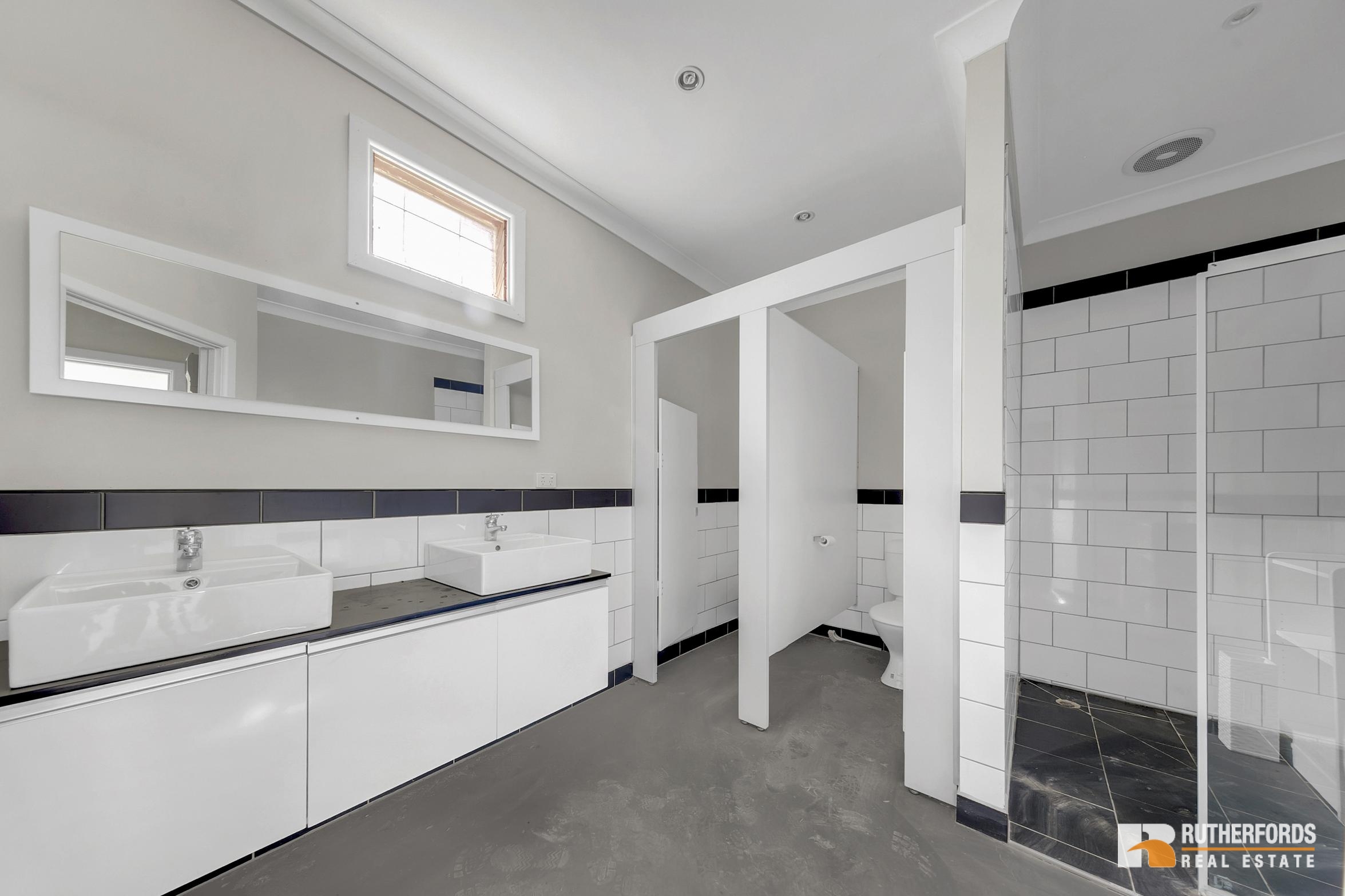 39-43 Mollison Street, Broadford Sold by Rutherfords Real Estate - image 8