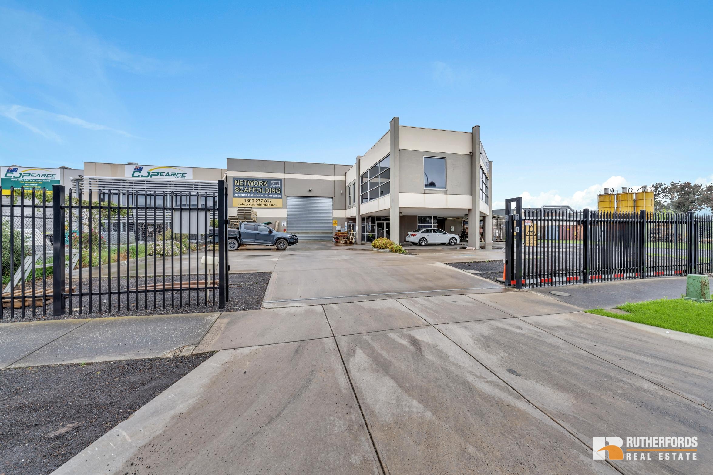 2 Endeavour Way, Sunshine West Sold by Rutherfords Real Estate - image 2