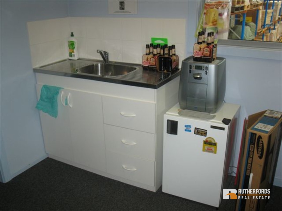 27 Humeside Drive, Campbellfield Leased by Rutherfords Real Estate - image 9