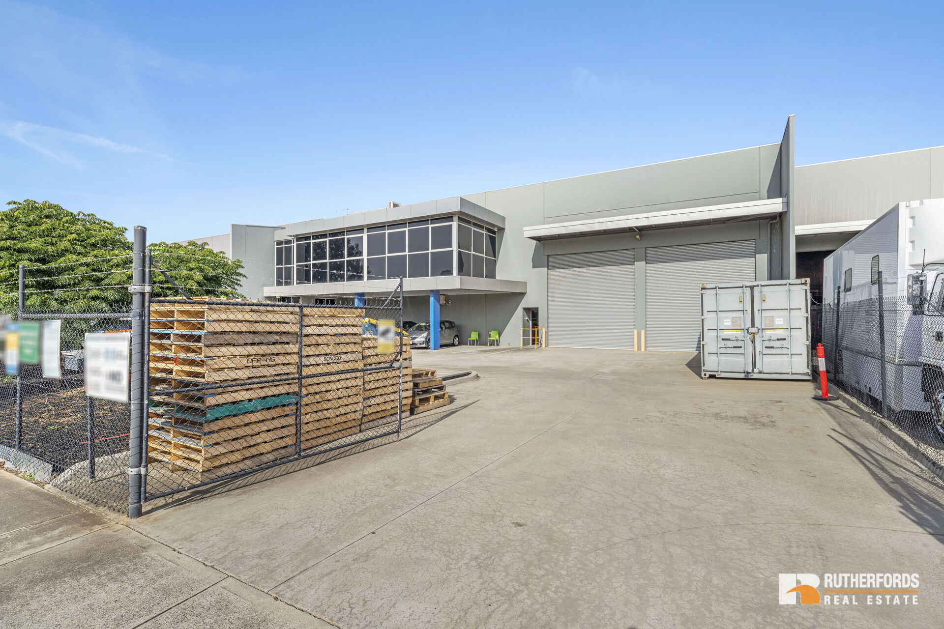 144 Australis Drive, Derrimut Sold by Rutherfords Real Estate - image 2