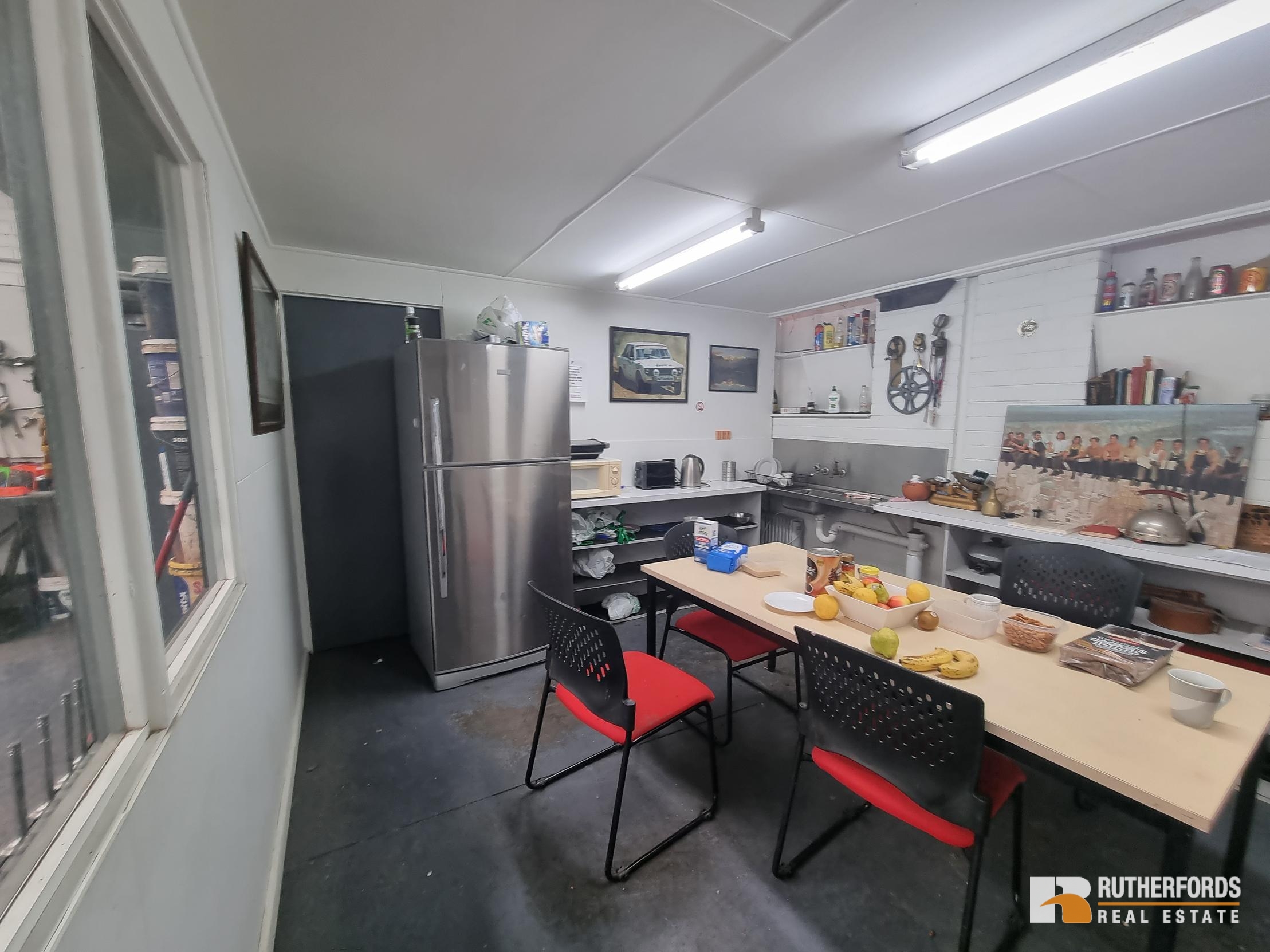 11 Leo Street, Fawkner Sold by Rutherfords Real Estate - image 8