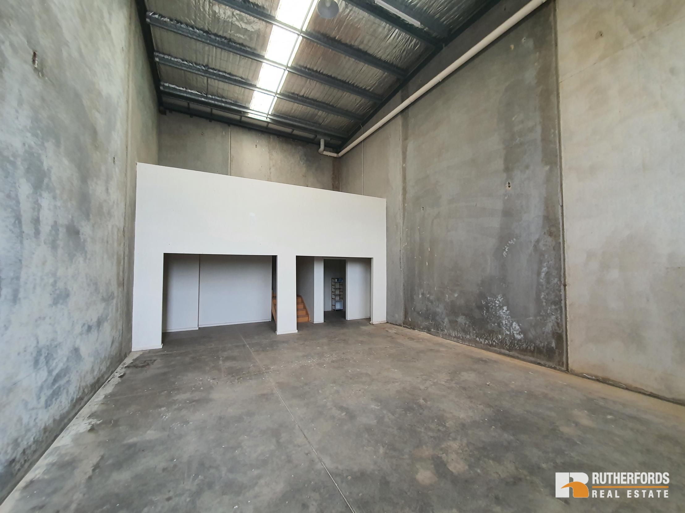 15/4 Weddel Court, Laverton North Leased by Rutherfords Real Estate - image 2