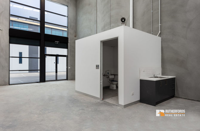 10/2 Infinity Drive, Truganina Leased by Rutherfords Real Estate - image 4