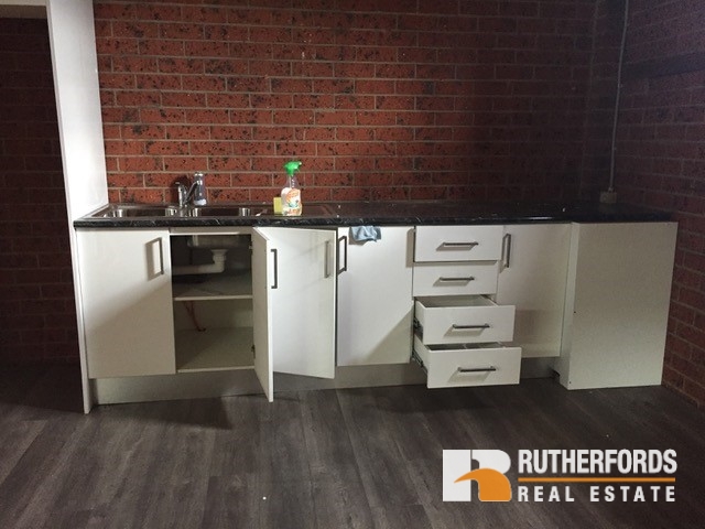 1/7-9 Catherine Street, Coburg North Leased by Rutherfords Real Estate - image 4