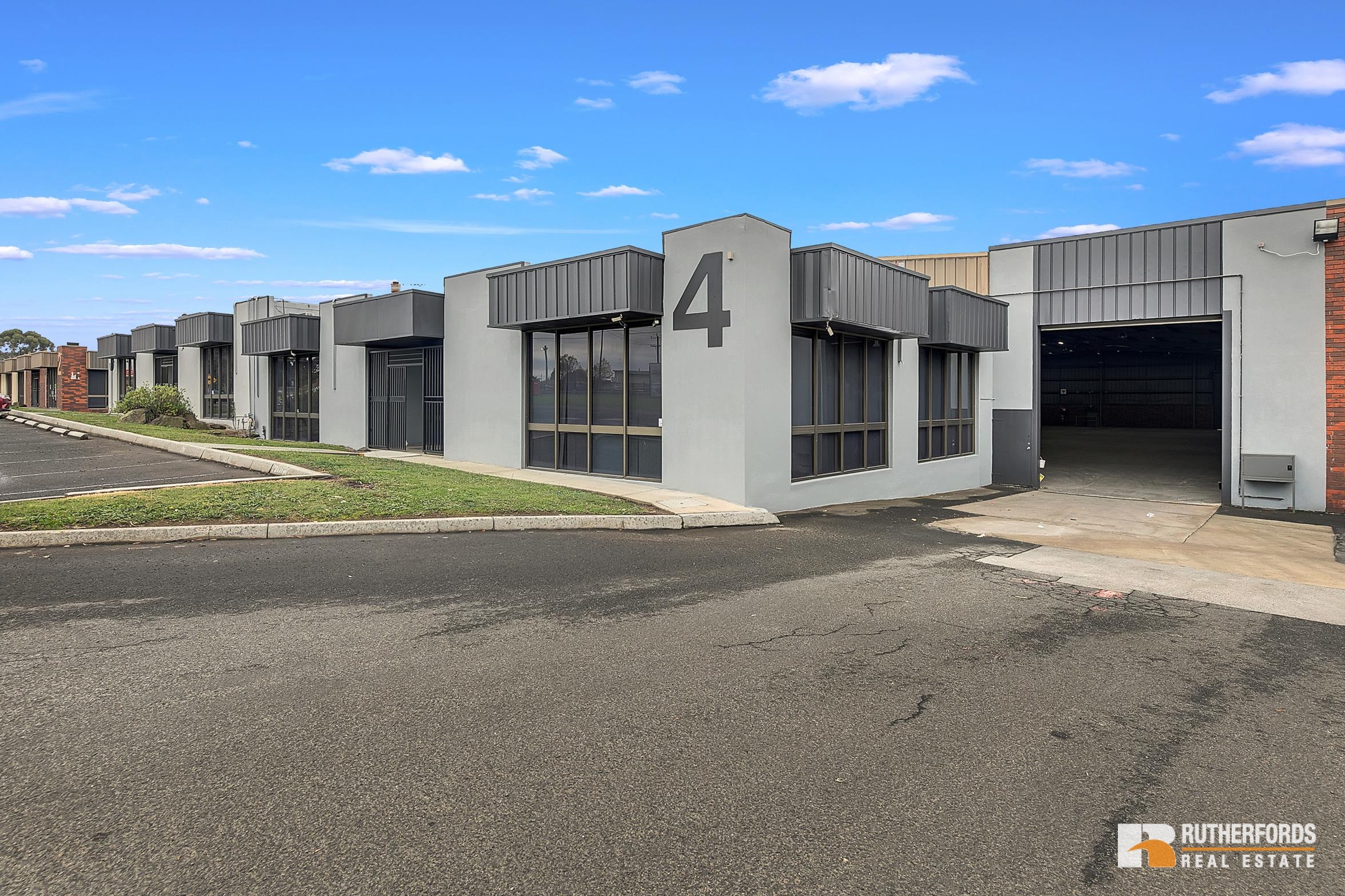 2 & 3 & 4/1730 Sydney Road, Campbellfield Sold by Rutherfords Real Estate - image 3