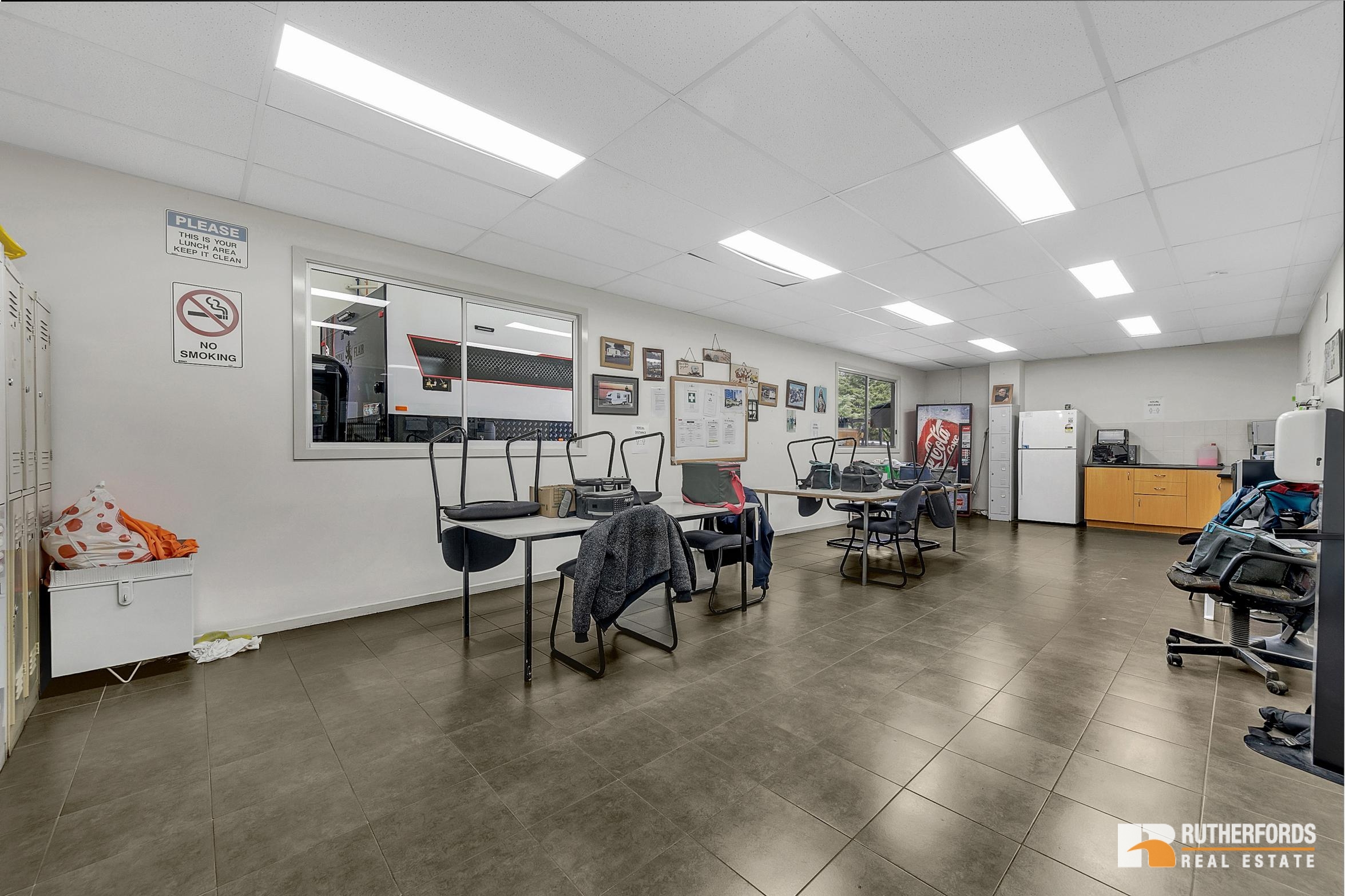 26-28 Merola Way, Campbellfield Leased by Rutherfords Real Estate - image 8