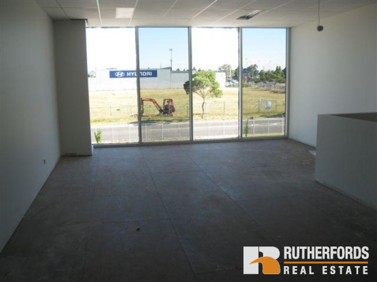 16 West Court, Roxburgh Park Leased by Rutherfords Real Estate - image 4