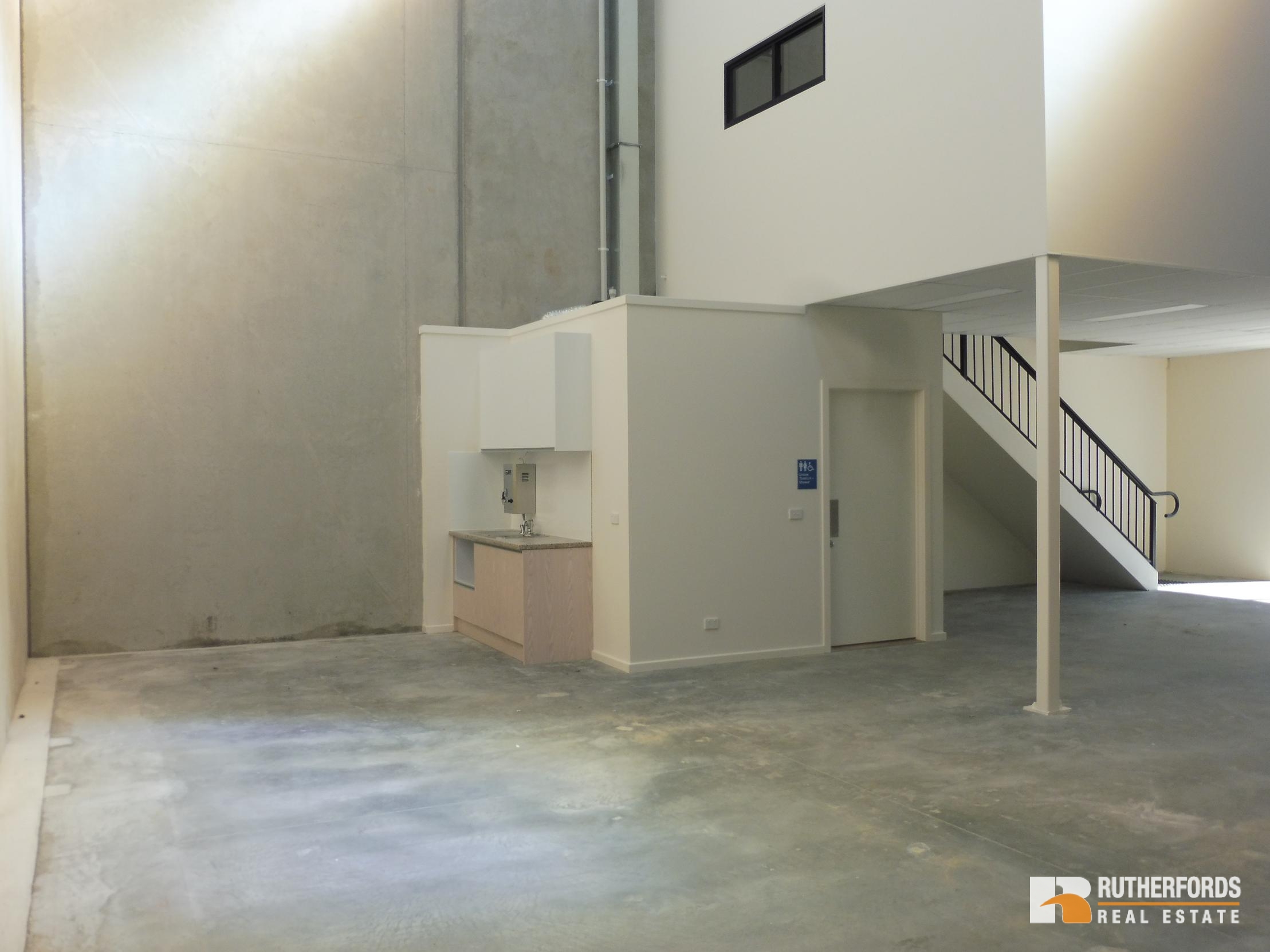 22/324 Settlement Road, Thomastown Leased by Rutherfords Real Estate - image 2