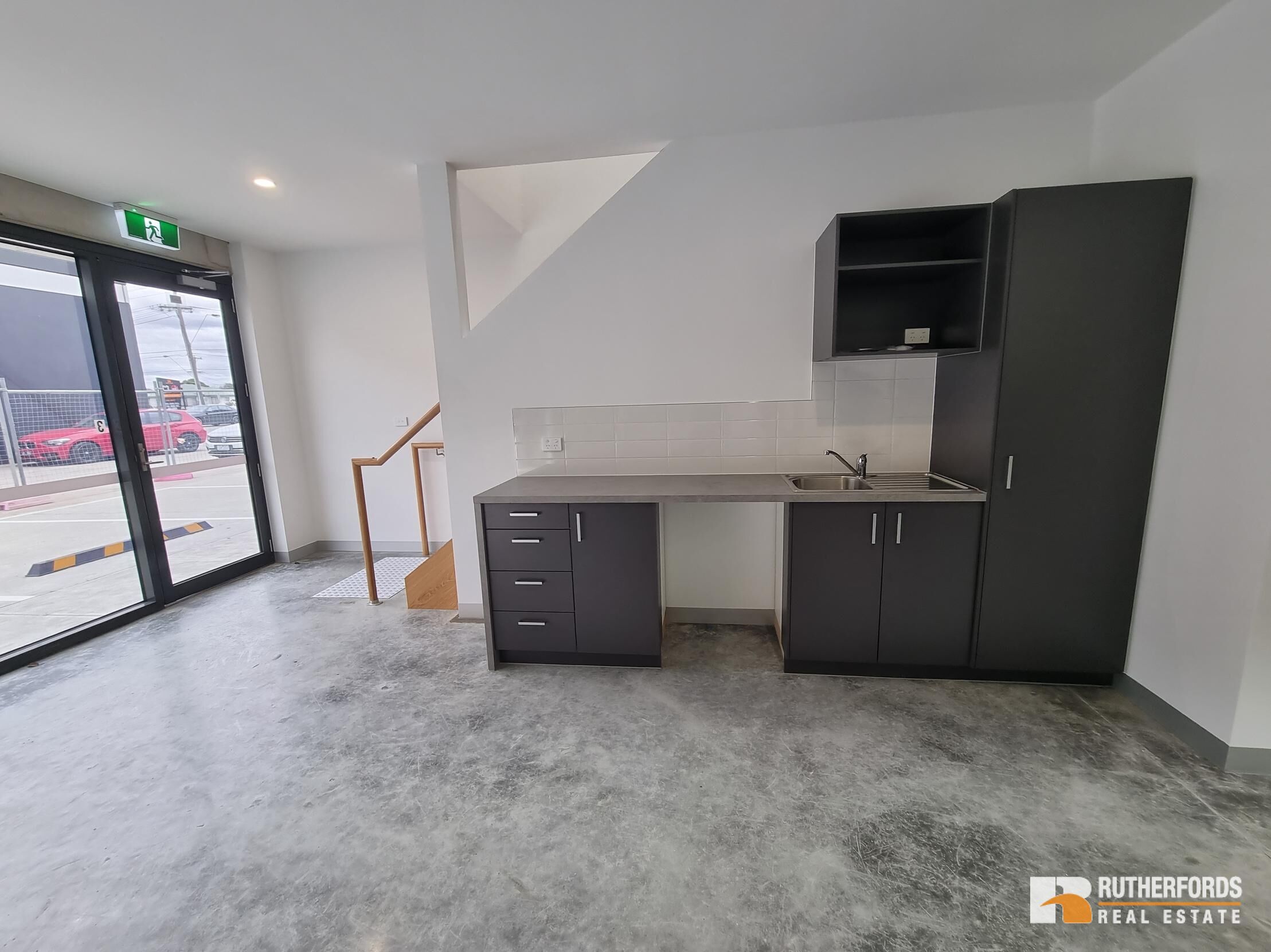 3/22 Keon Parade, Thomastown Leased by Rutherfords Real Estate - image 2