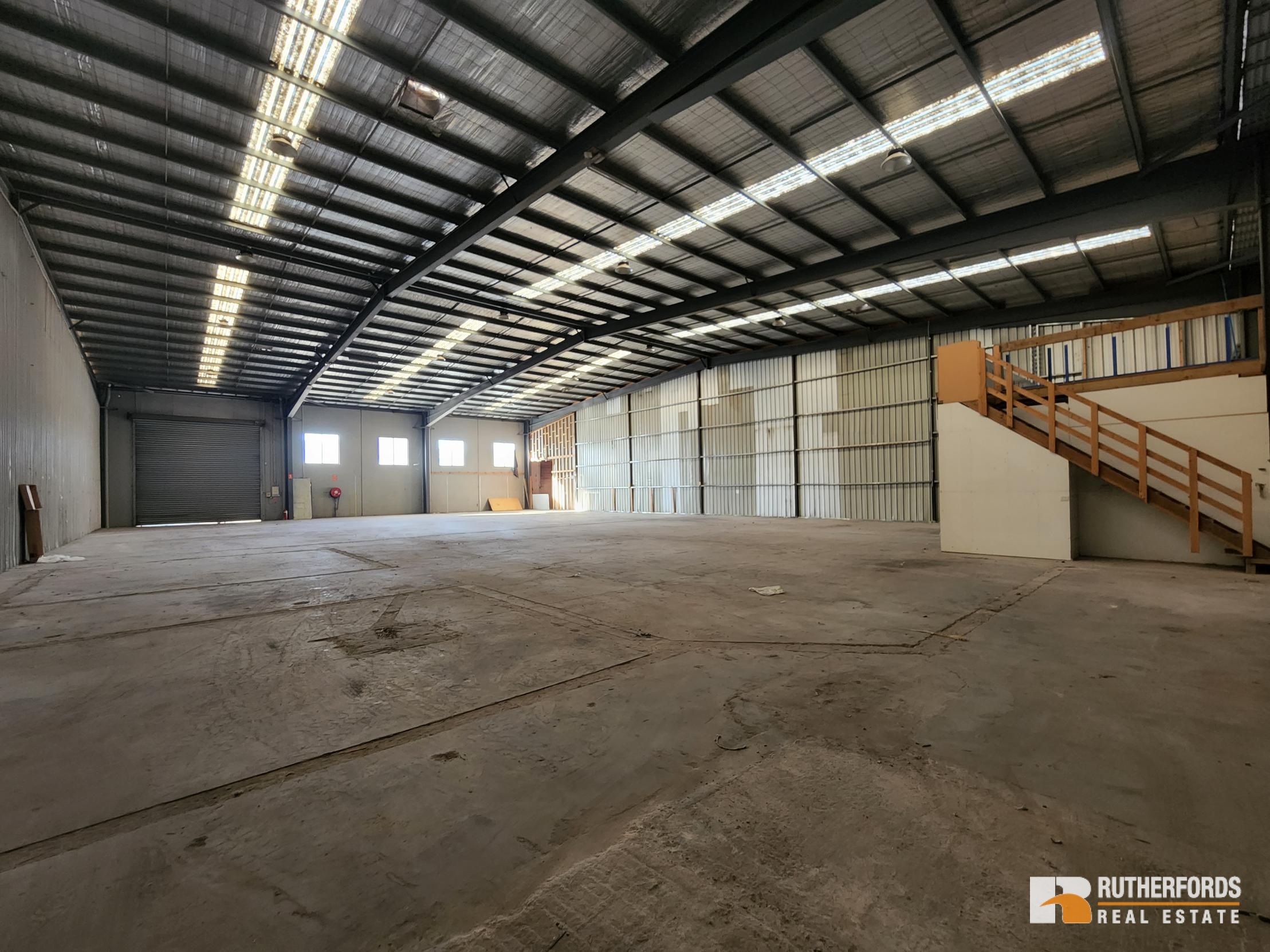 2/164-170 Barry Road, Campbellfield Leased by Rutherfords Real Estate - image 2