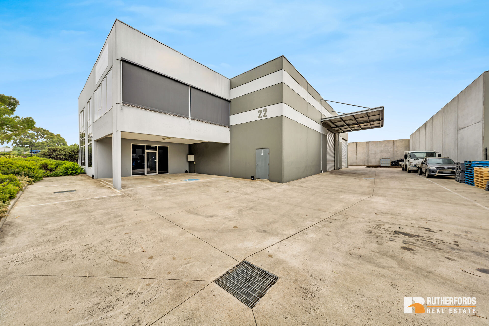 22 Yellowbox Drive, Craigieburn Sold by Rutherfords Real Estate - image 2