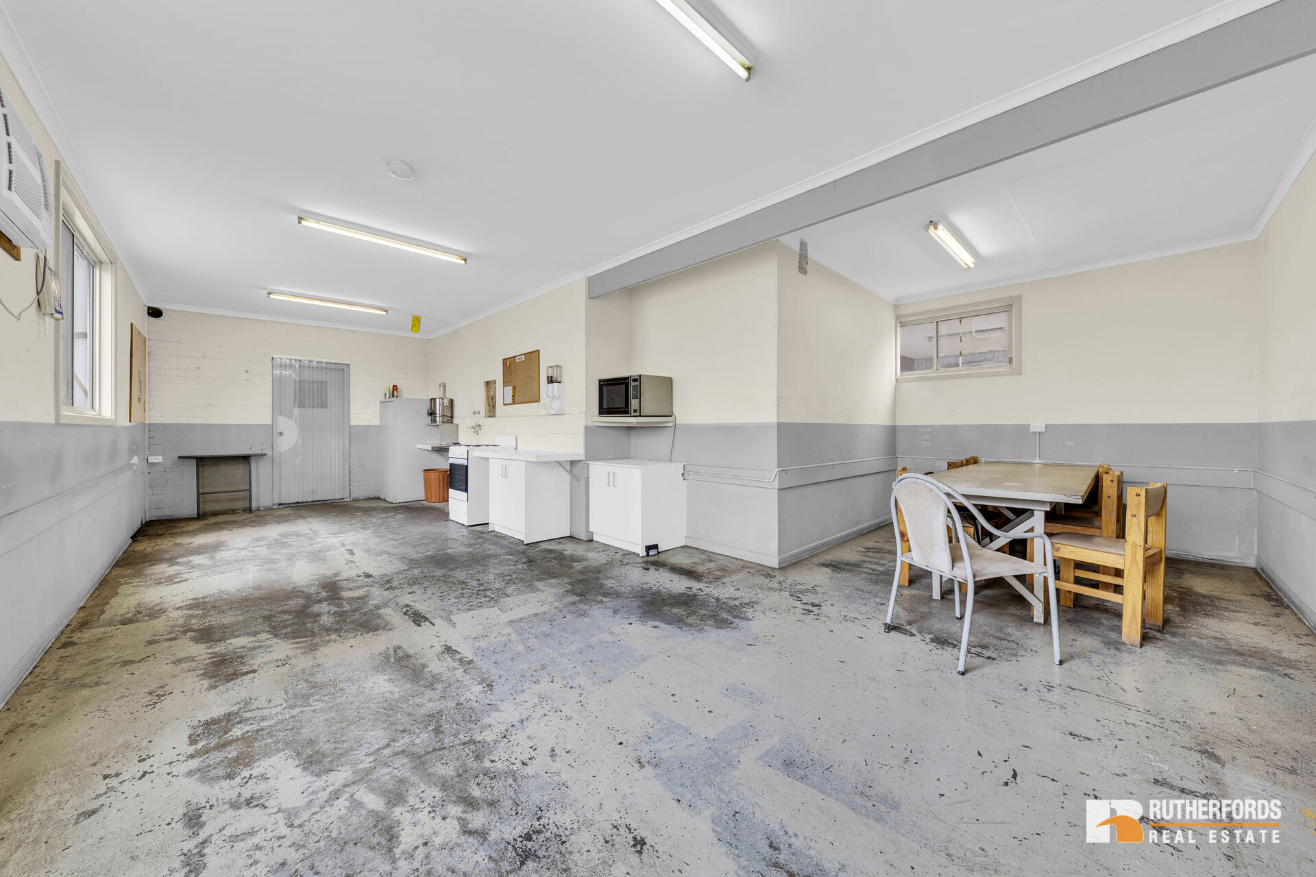 63-65 Maffra Street, Coolaroo Leased by Rutherfords Real Estate - image 10