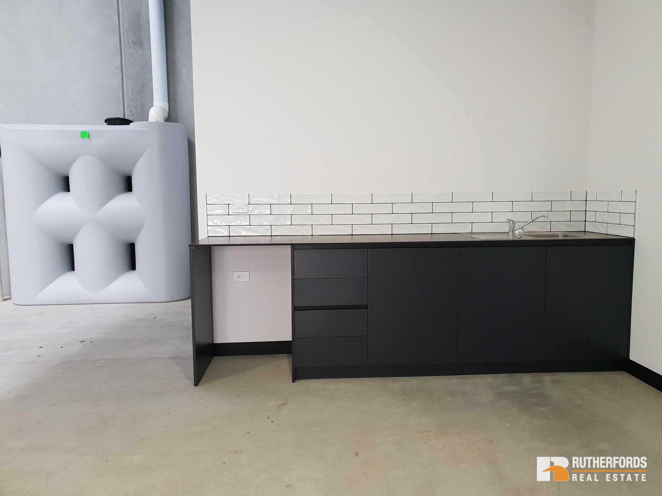 12/52 Bakers Road, Coburg North Leased by Rutherfords Real Estate - image 6