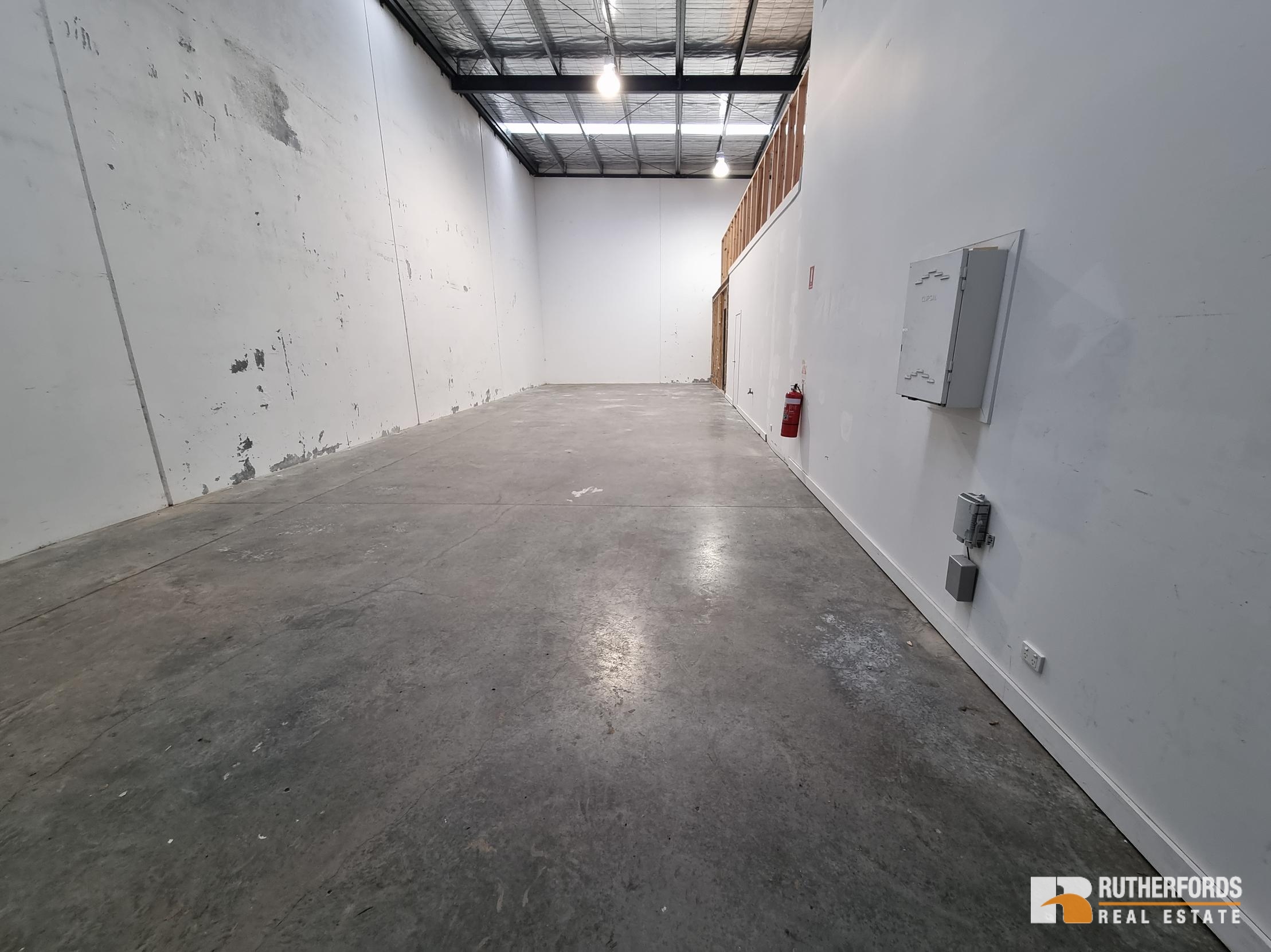 75 Logistics Street, Tullamarine Leased by Rutherfords Real Estate - image 2
