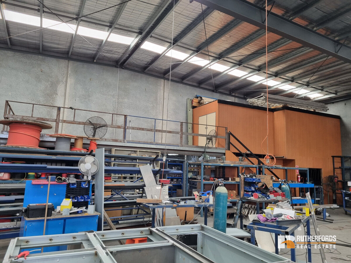 14 Humeside Drive, Campbellfield Leased by Rutherfords Real Estate - image 2
