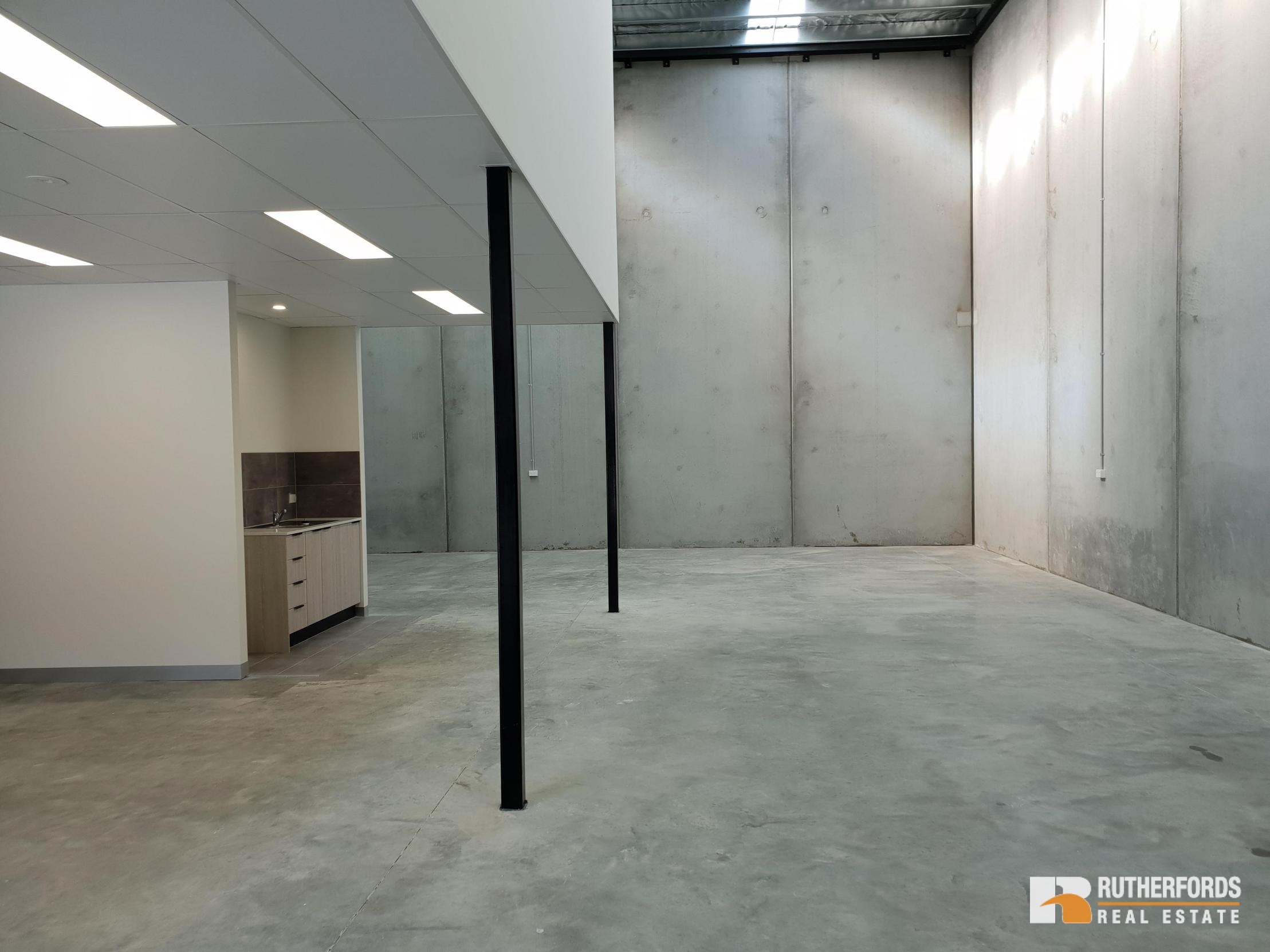 6/81 Cooper Street, Campbellfield Leased by Rutherfords Real Estate - image 2