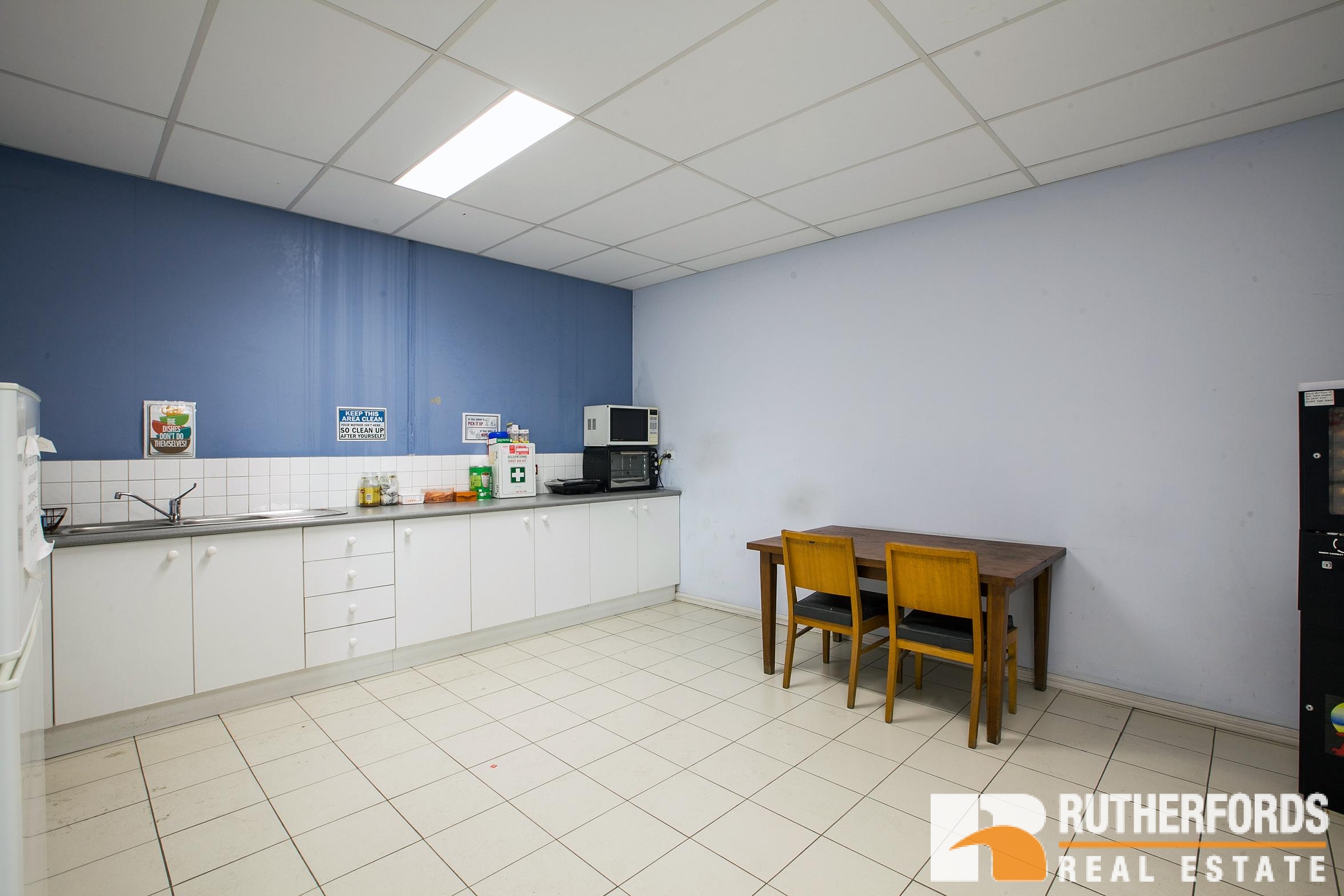12-18 Kinder Street, Campbellfield Sold by Rutherfords Real Estate - image 7