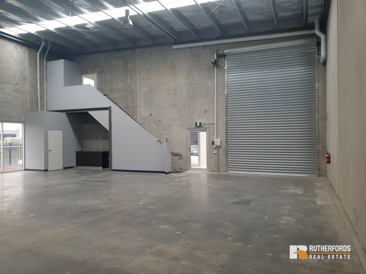 1/479 Dohertys Road, Truganina Leased by Rutherfords Real Estate - image 2