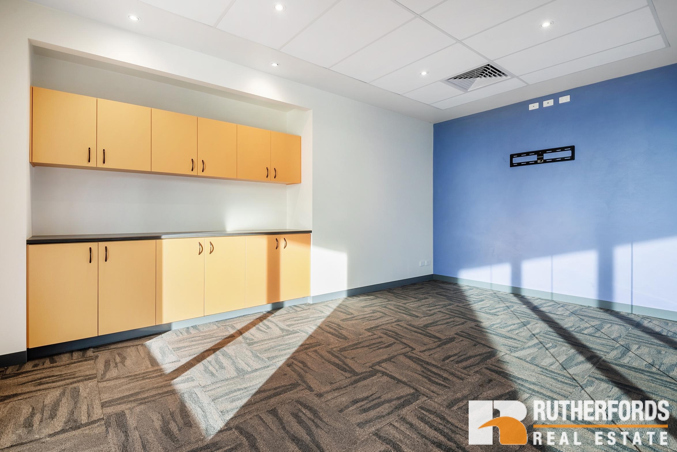 81 Metrolink Circuit, Campbellfield Sold by Rutherfords Real Estate - image 7