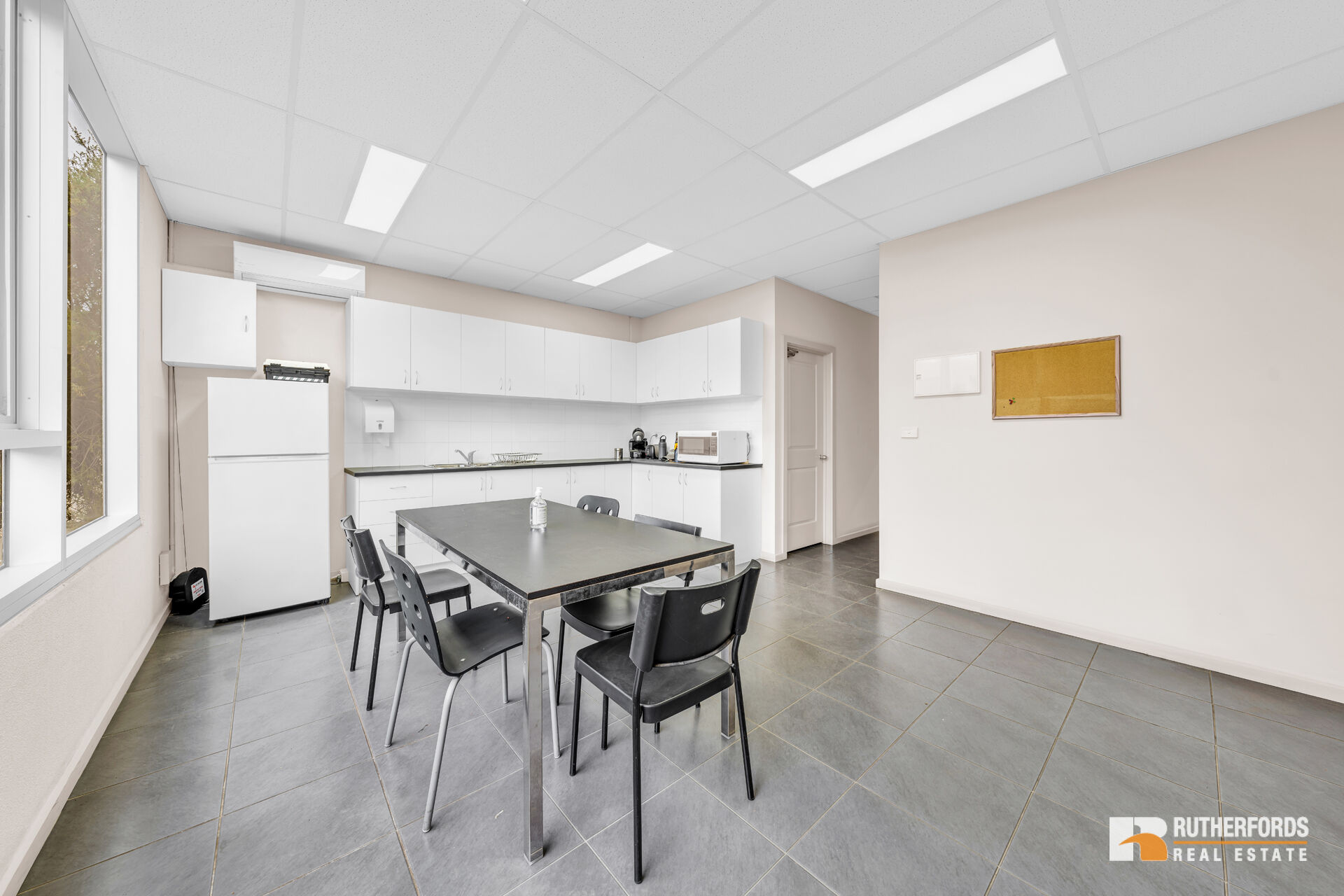 22 Yellowbox Drive, Craigieburn Sold by Rutherfords Real Estate - image 17