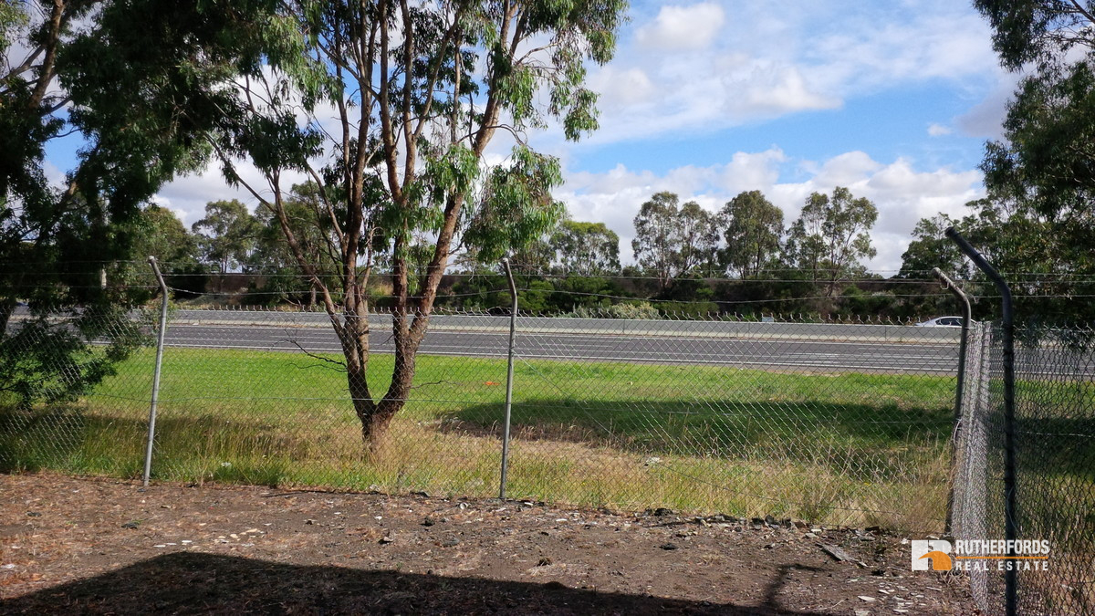 60 Lipton Drive, Thomastown Leased by Rutherfords Real Estate - image 5