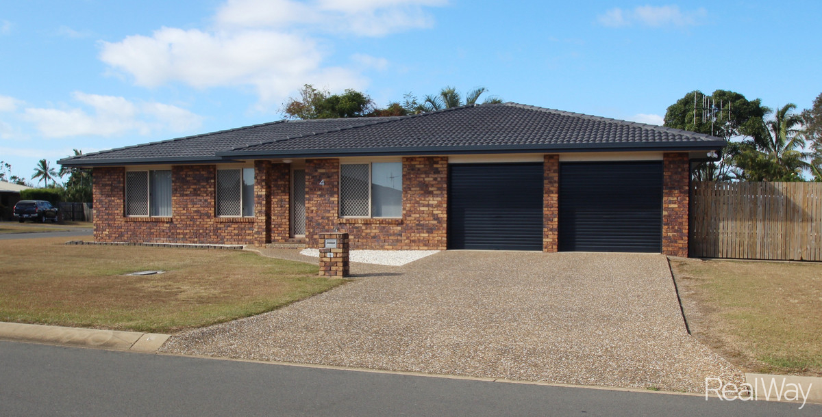  Charming Brick Home in Kepnock!