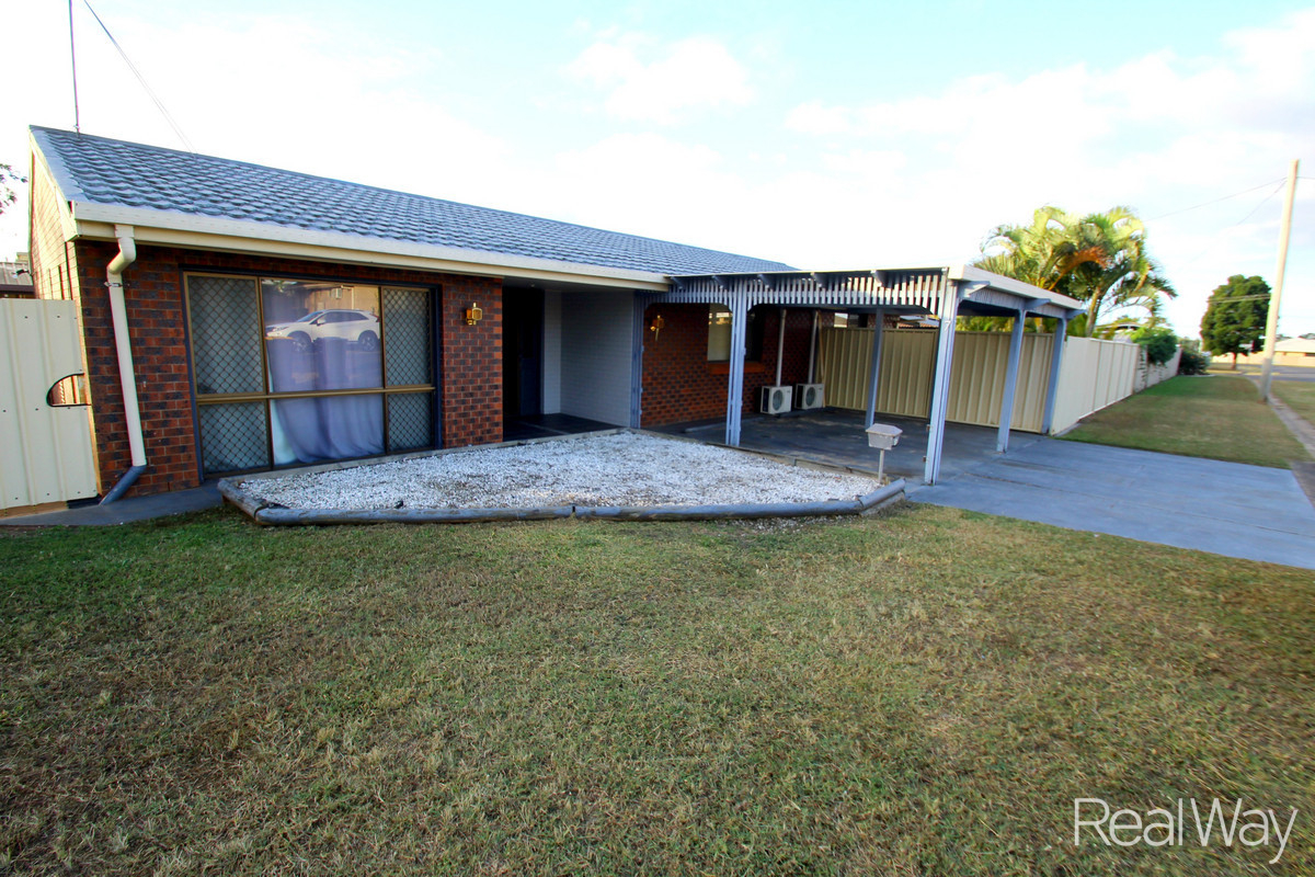  Three Bedroom Home + Pool!