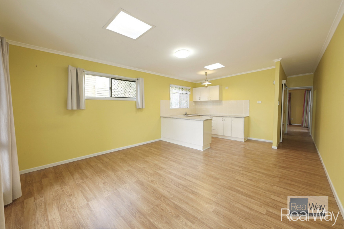  REDUCED! Dual Living and Dual Street Access Now Under 180k!