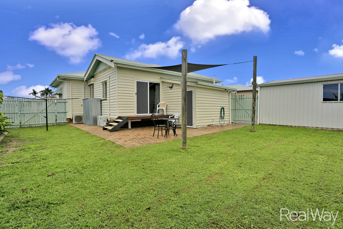  Absolute Charmer With Heaps Of Sheds 5mins To Anywhere In Bundy!