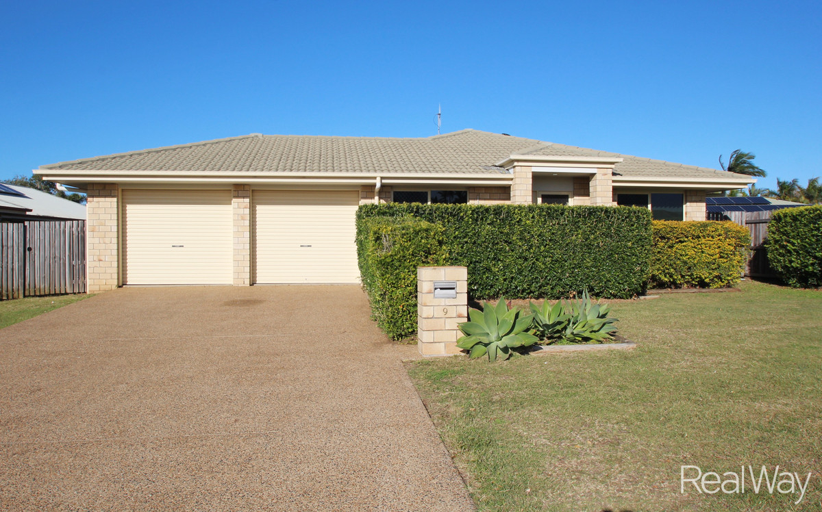  Innes Park Family Home!