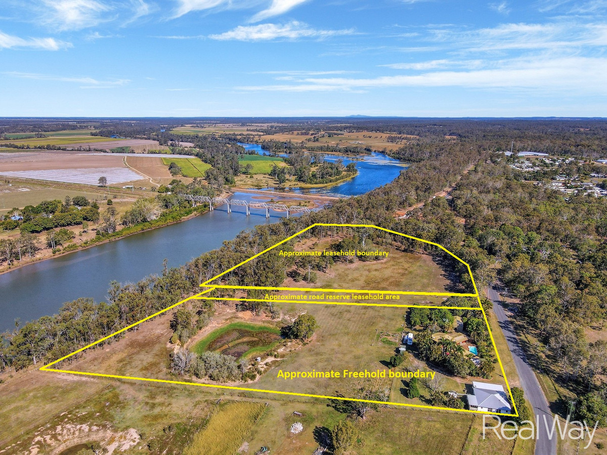  Spectacular Lifestyle home with Dual Living on Acreage with River