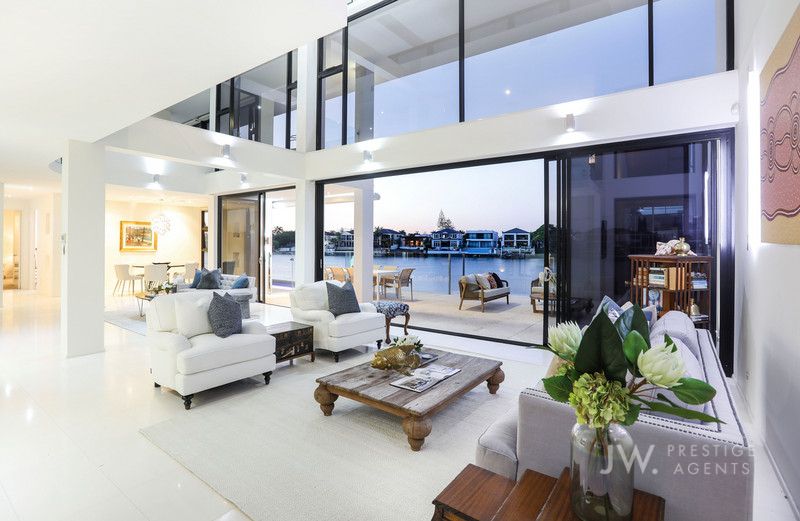49 Monaco Street, Broadbeach Waters Qld 4218 JW Prestige Agents
