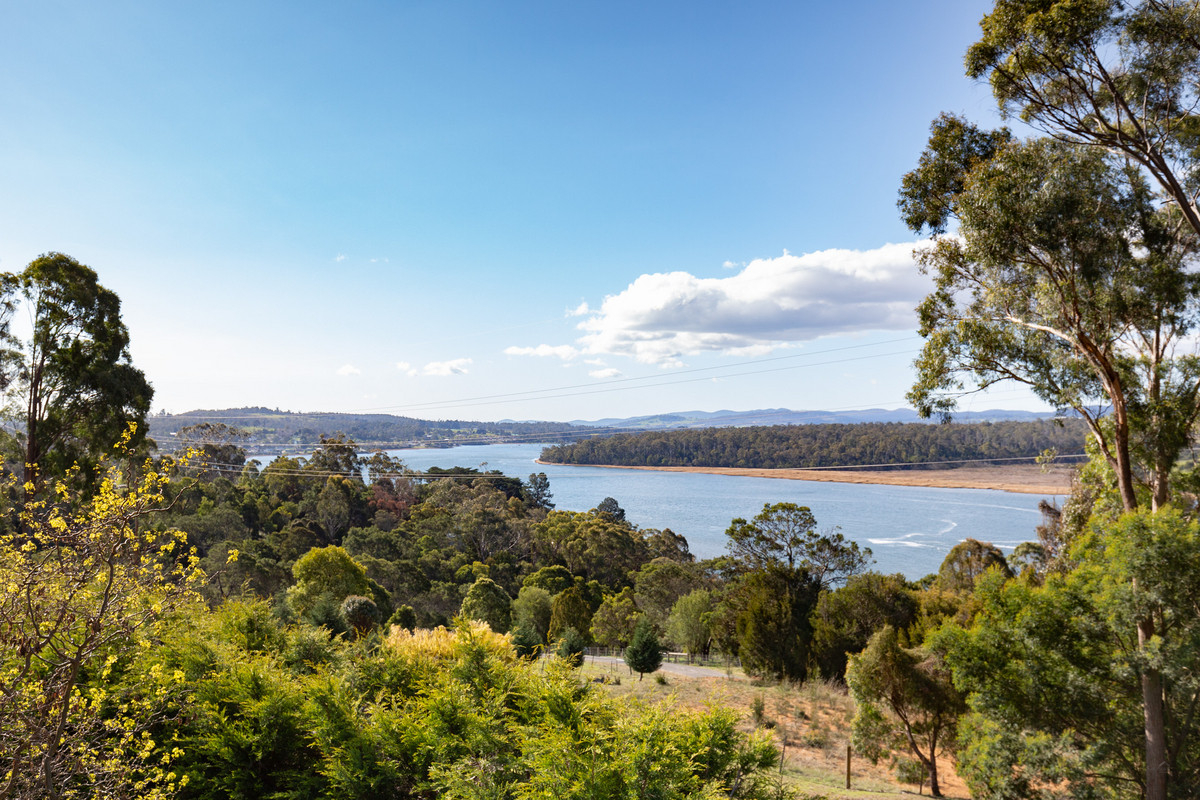 180 Degree Tamar River Views Lee Jamieson's Real Estate