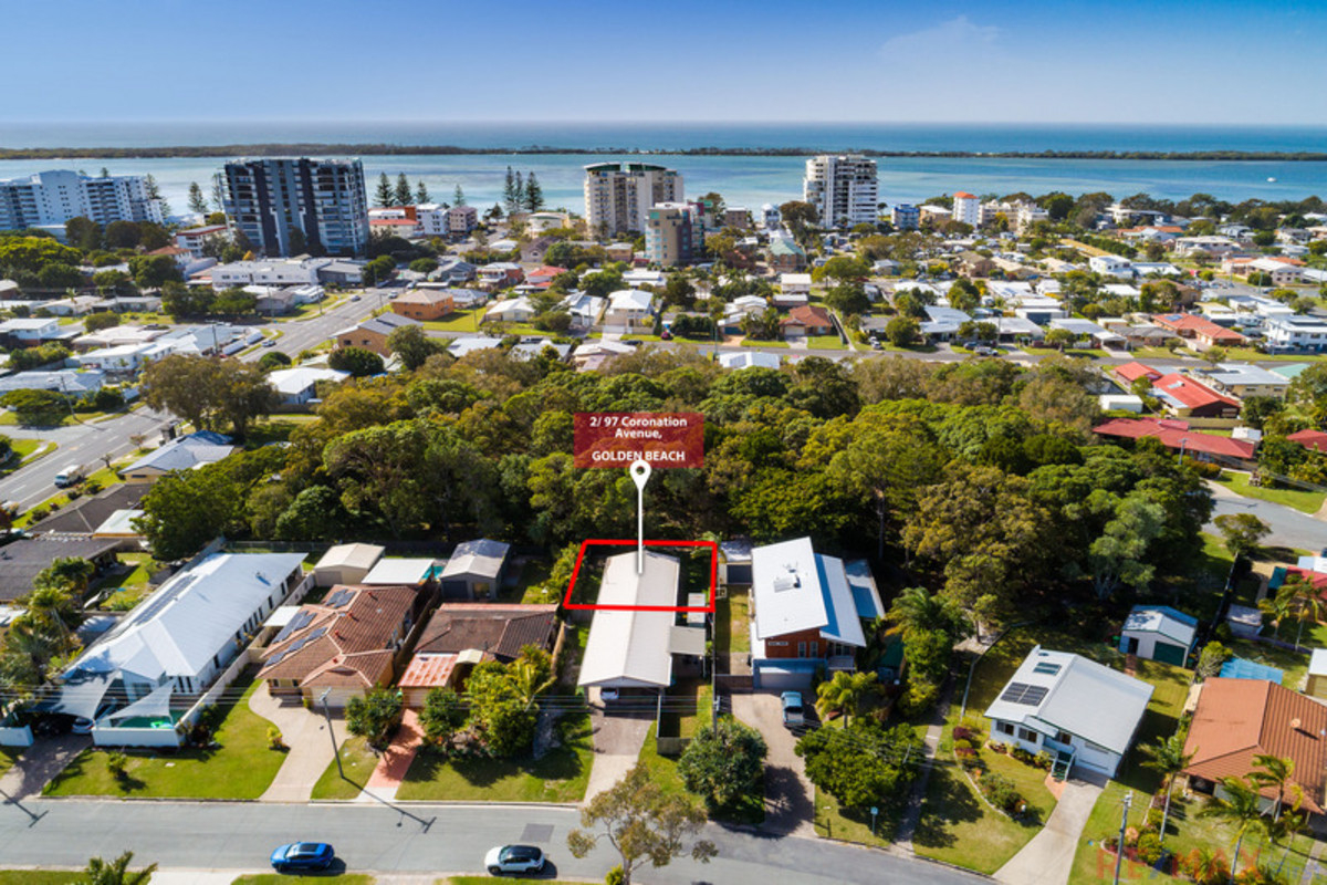  ENTRY LEVEL GOLDEN BEACH!