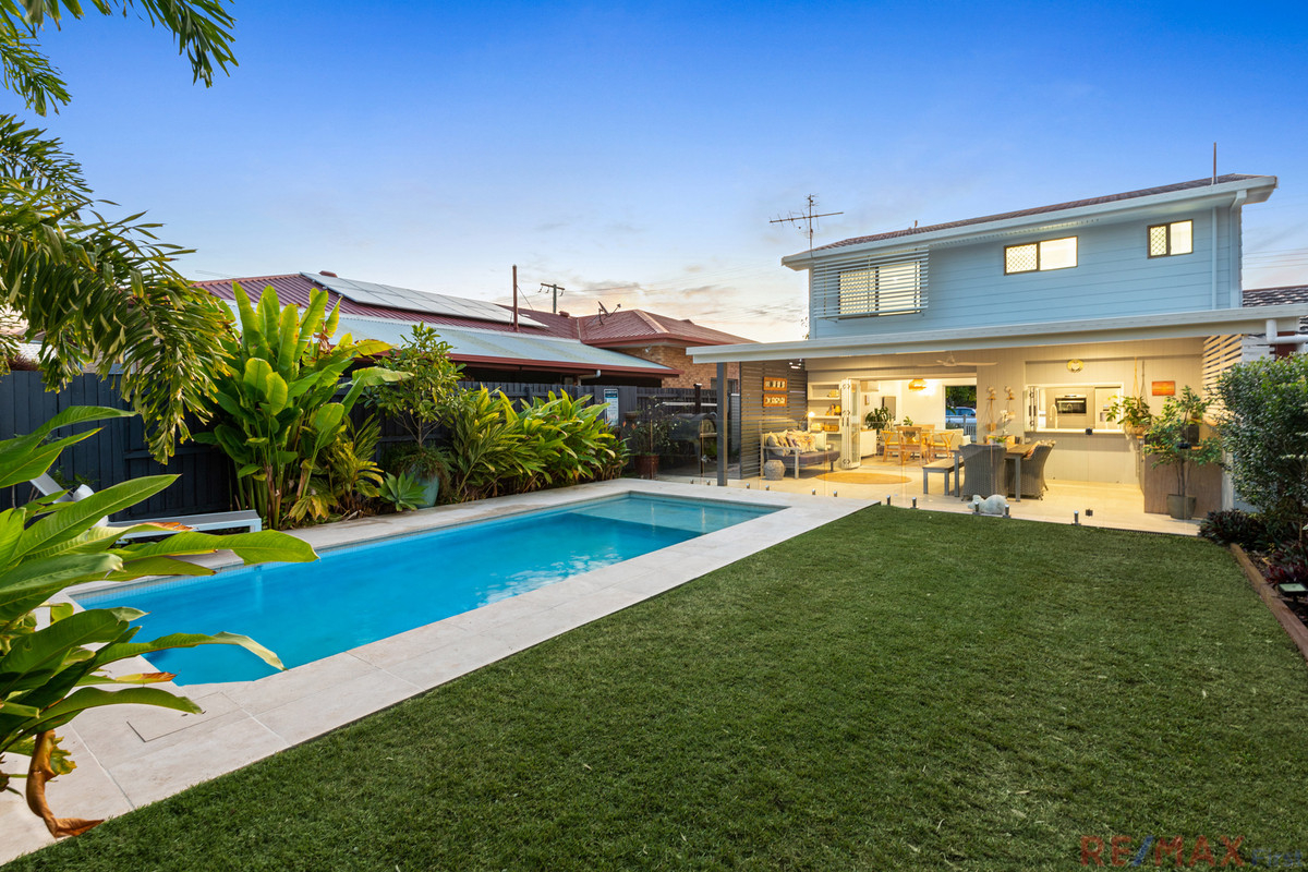 Stunning Beach House! - RE/MAX First Caloundra