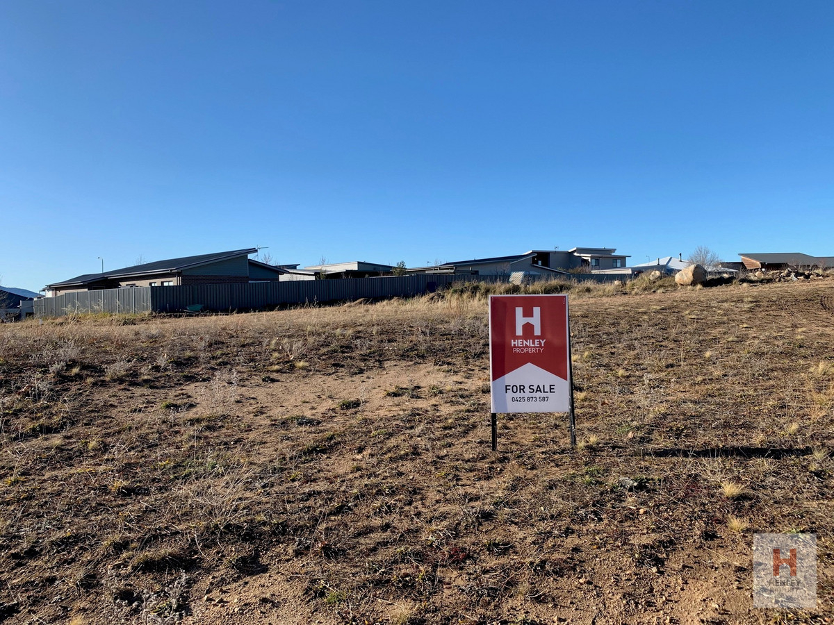 Large block of land central to everything Henley Property Sales