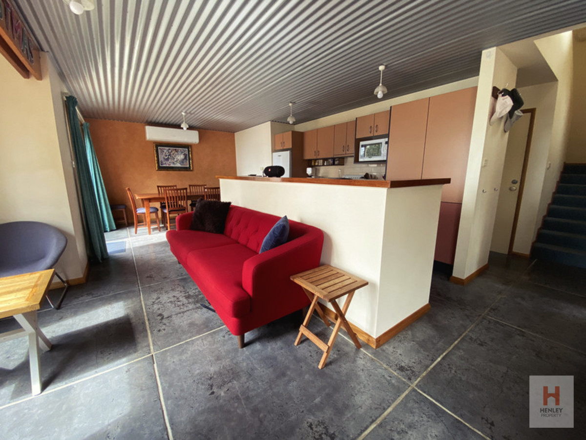  3 bedroom home in Tyrolean Village