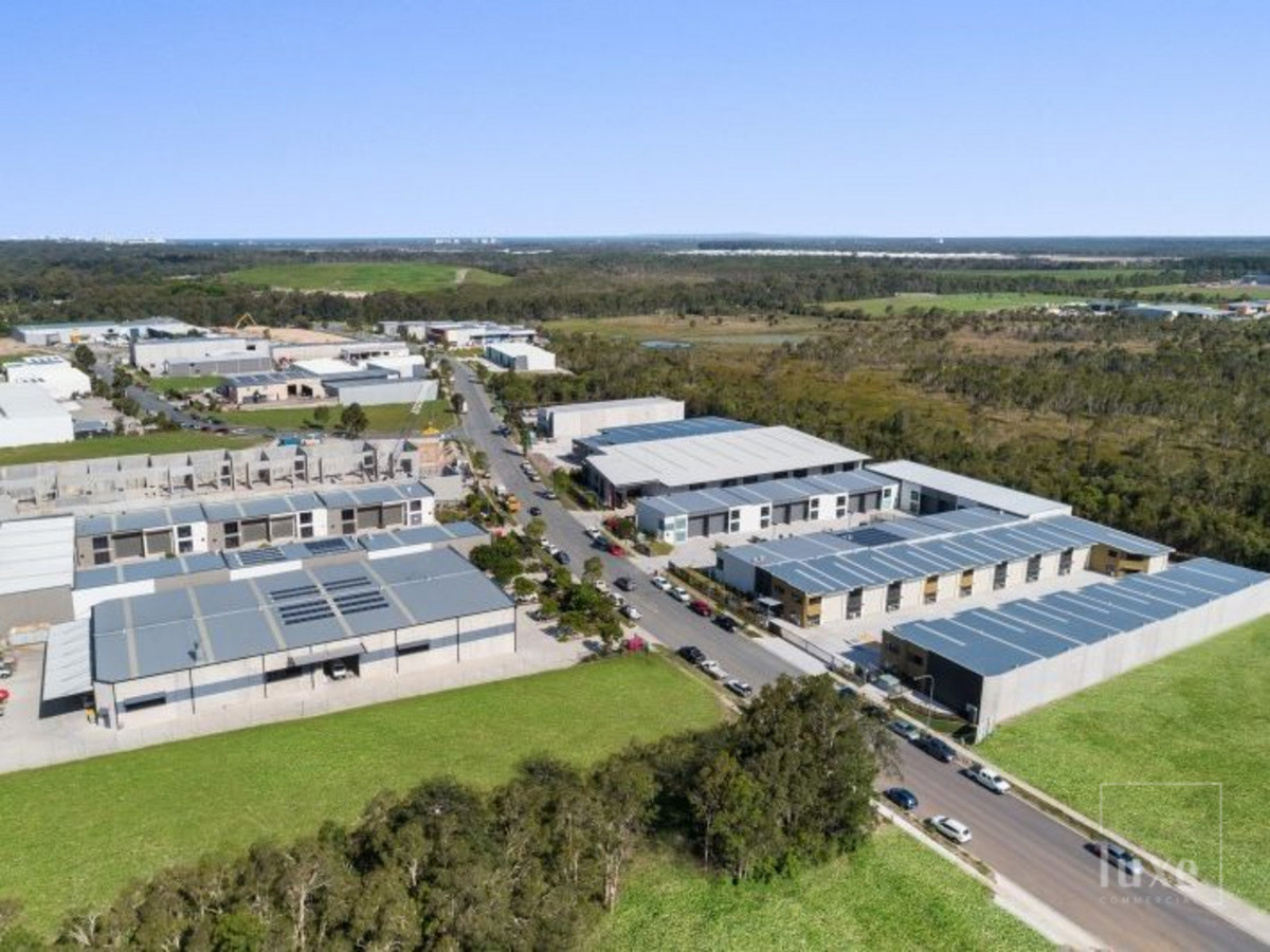  BRAND NEW INDUSTRIAL UNIT BELLS CREEK