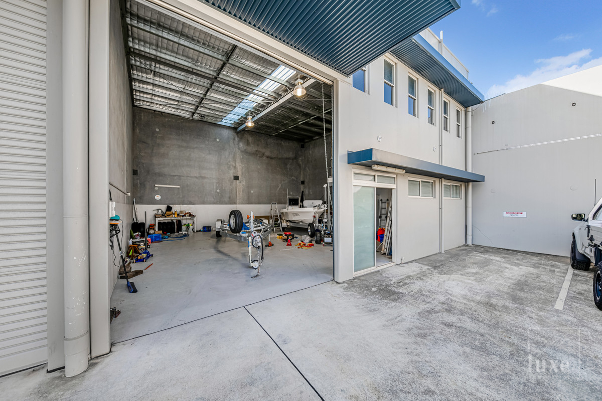  FUNCTIONAL INDUSTRIAL UNIT CALOUNDRA WEST