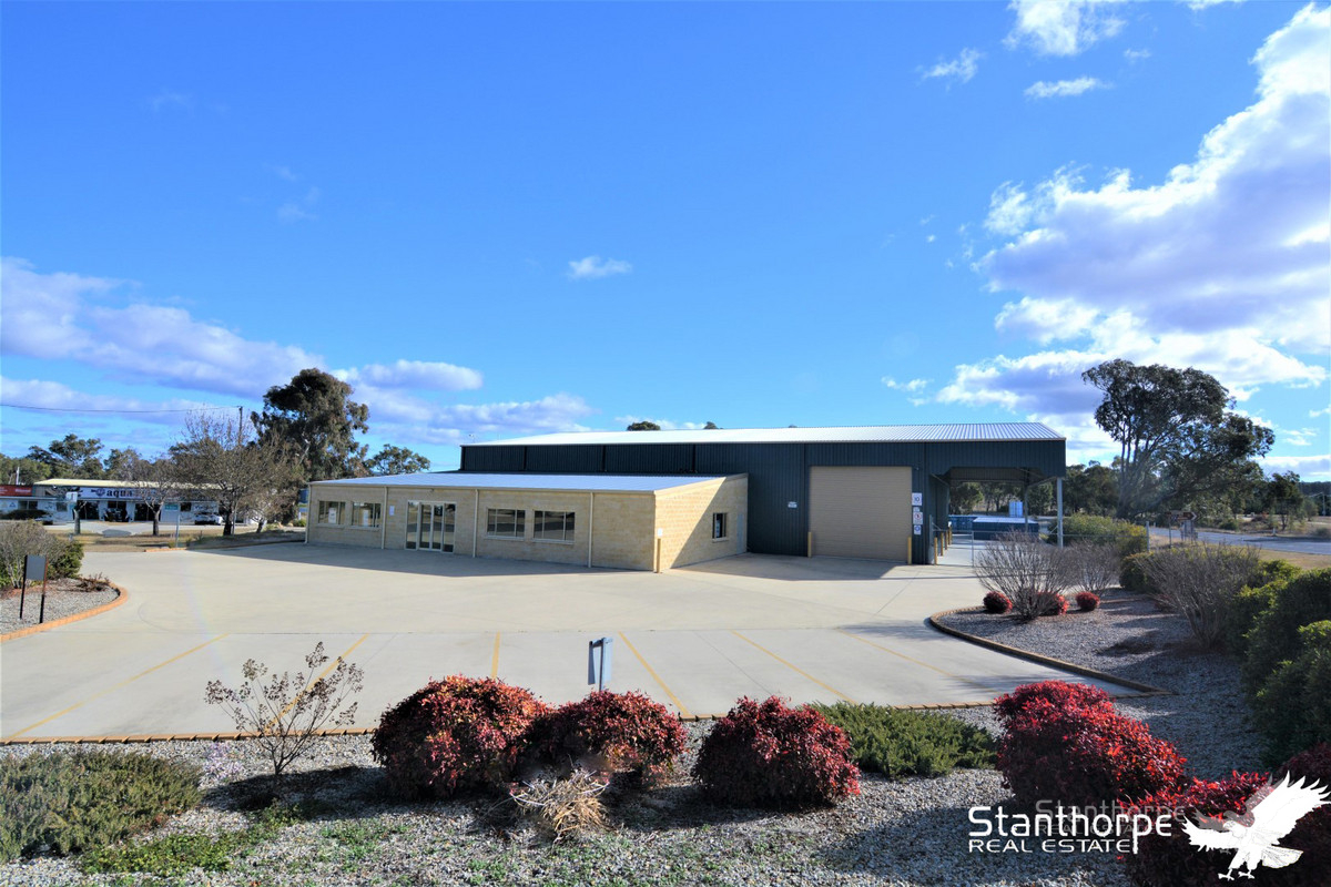 STANTHORPE MASSIVE BUILDING Stanthorpe Real