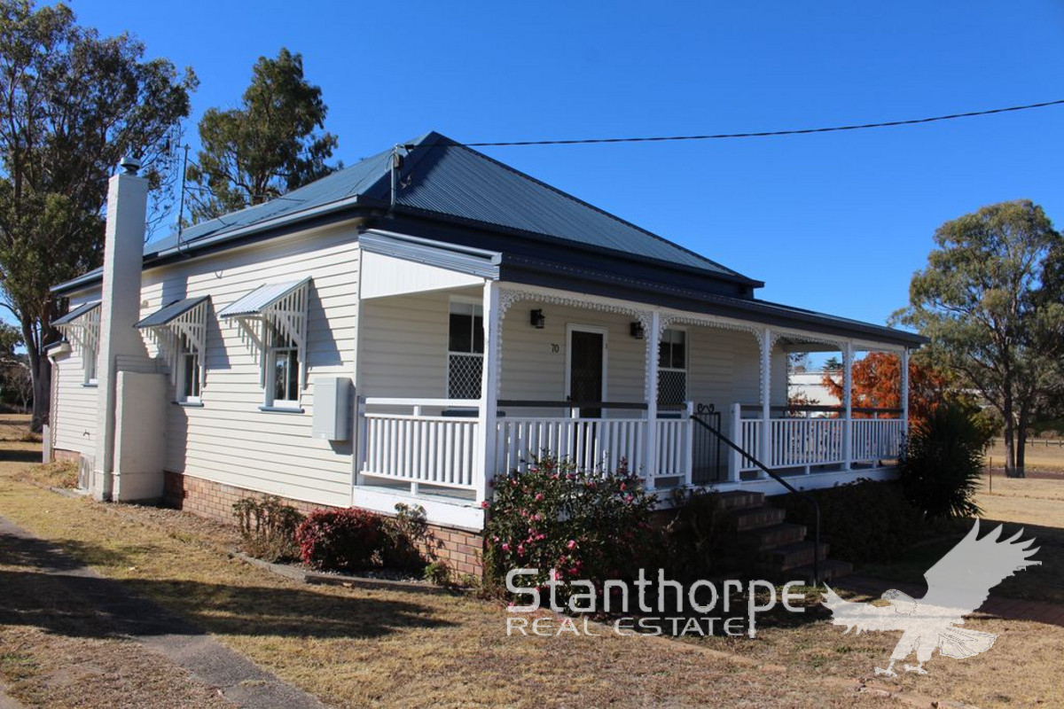 Creekview Cottage In the Heart of Stanthorpe Stanthorpe Real Estate