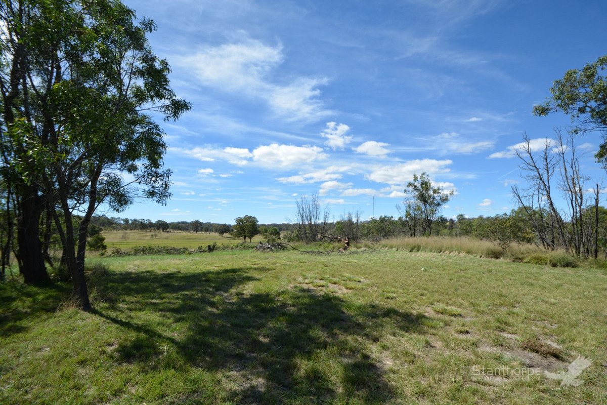 COTTONVALE (NSW) JUST ON THE NSW BORDER AT COTTONVALE QLD 4375 11.6