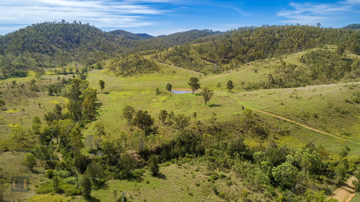 SOLD UNDER THE HAMMER C1 Realty